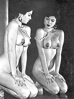 Ebony Vintage Cuties Ebony Strapon Girl