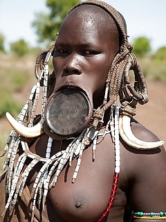 Shocking Africa Ebony Women In Pantyhose