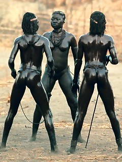 Shocking Africa Ebony Glamour