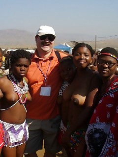 Shocking Africa Shaved Black Pussy