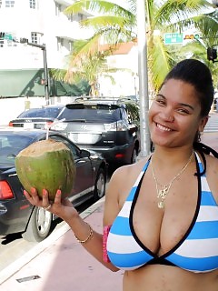 Black Girlfriends Busty Ebony