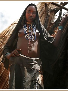 Shocking Africa Big Black Ladies