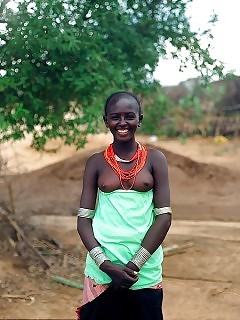 Shocking Africa Ebony Masturbating