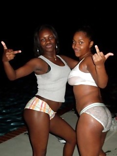 Amateur Black Porn Ebony Ass Cleaners